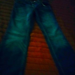 size 7 denim wash jeans